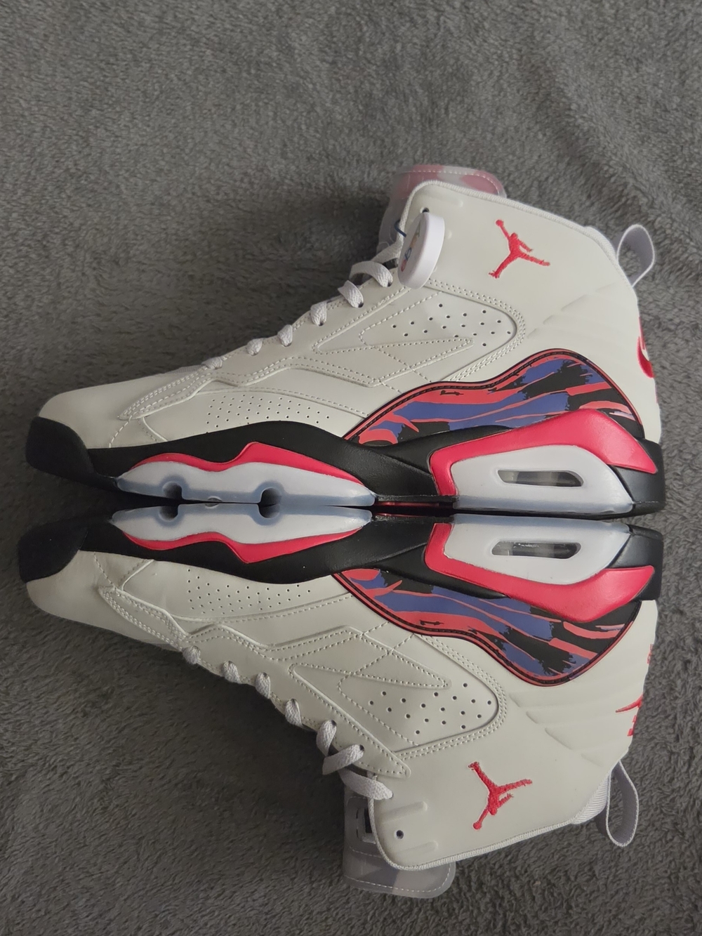 🩶❤️Air Jordan MVP Neutral Grey University Red Size 13 New In Original Box ❤️🩶